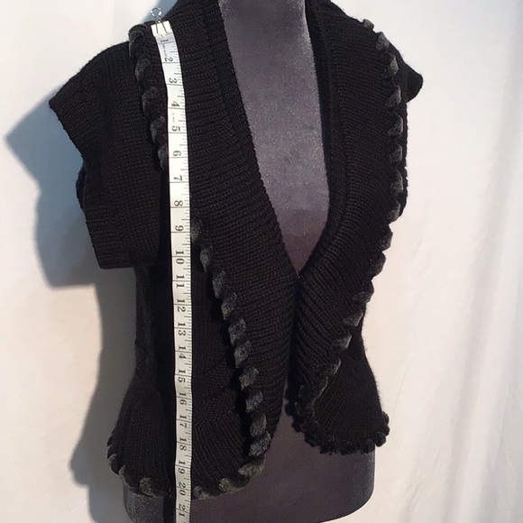 🌼Vintage🌼 Chic-Knits faux fur trimmed cardigan size medium - Picture 4 of 11